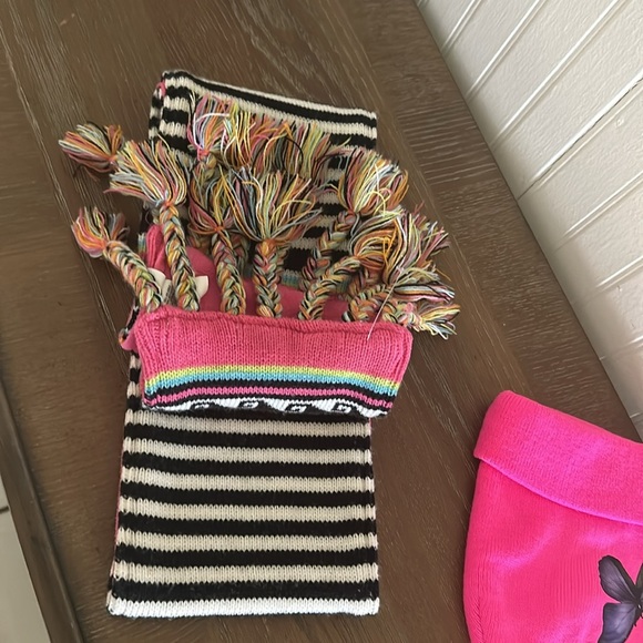 The Children’s Place Scarf and Beanie sz OS - Picture 9 of 11